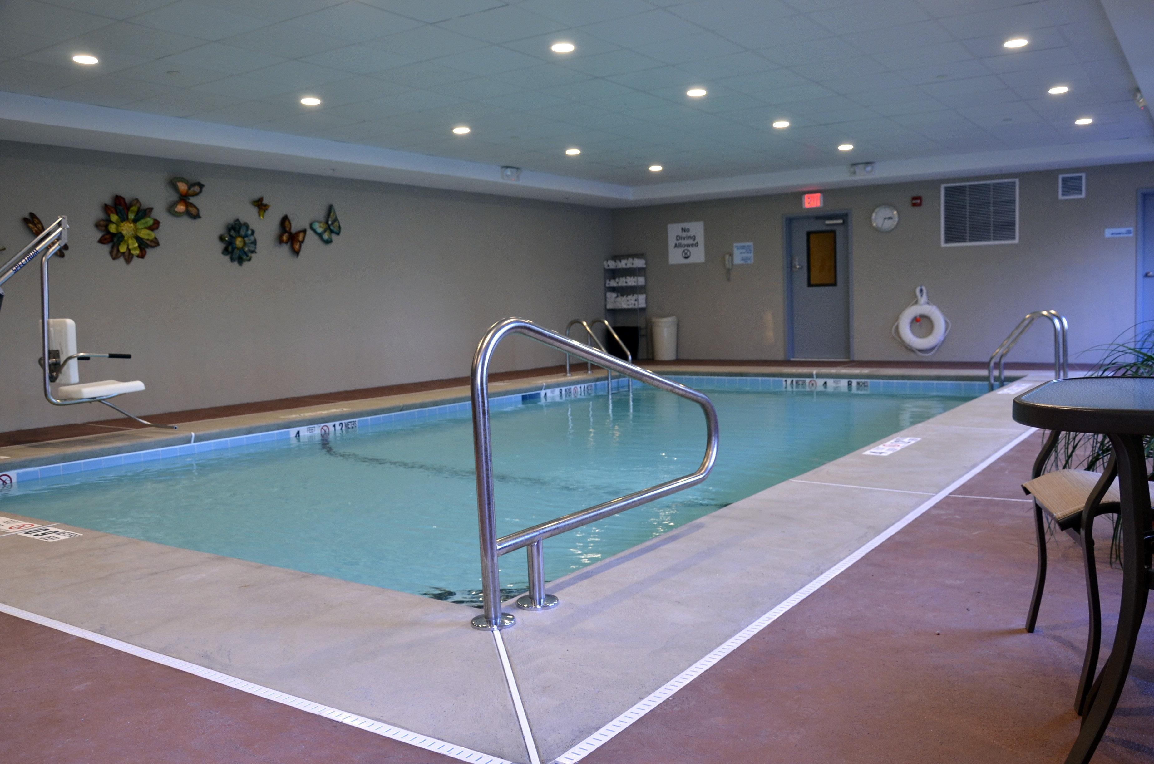 Hotel Express Hartford-newington By Ihg