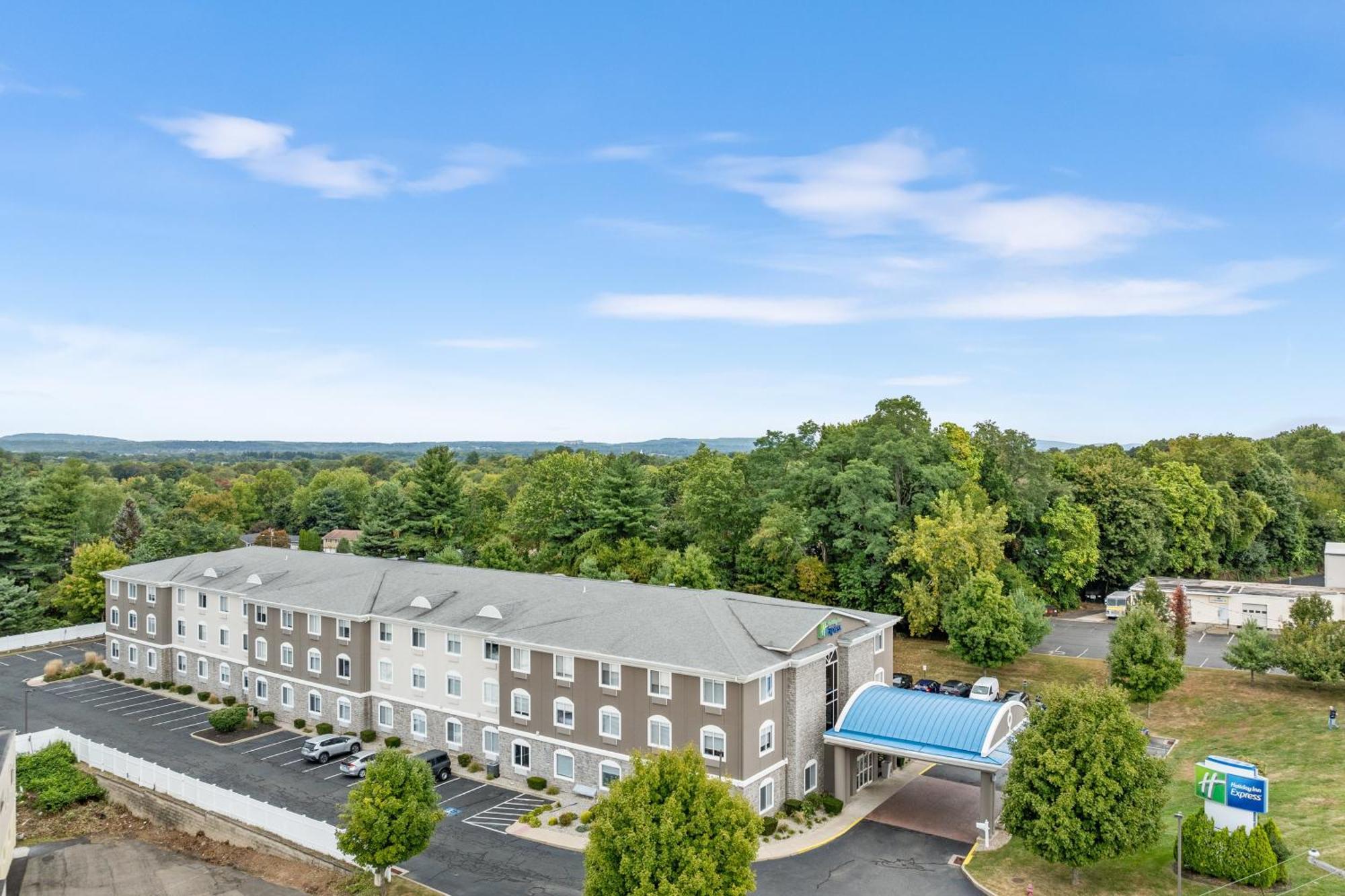 Hotel Express Hartford-newington By Ihg